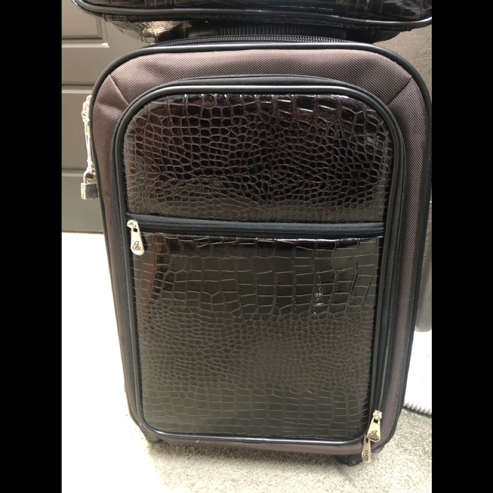 JM New York Suitcase “System”